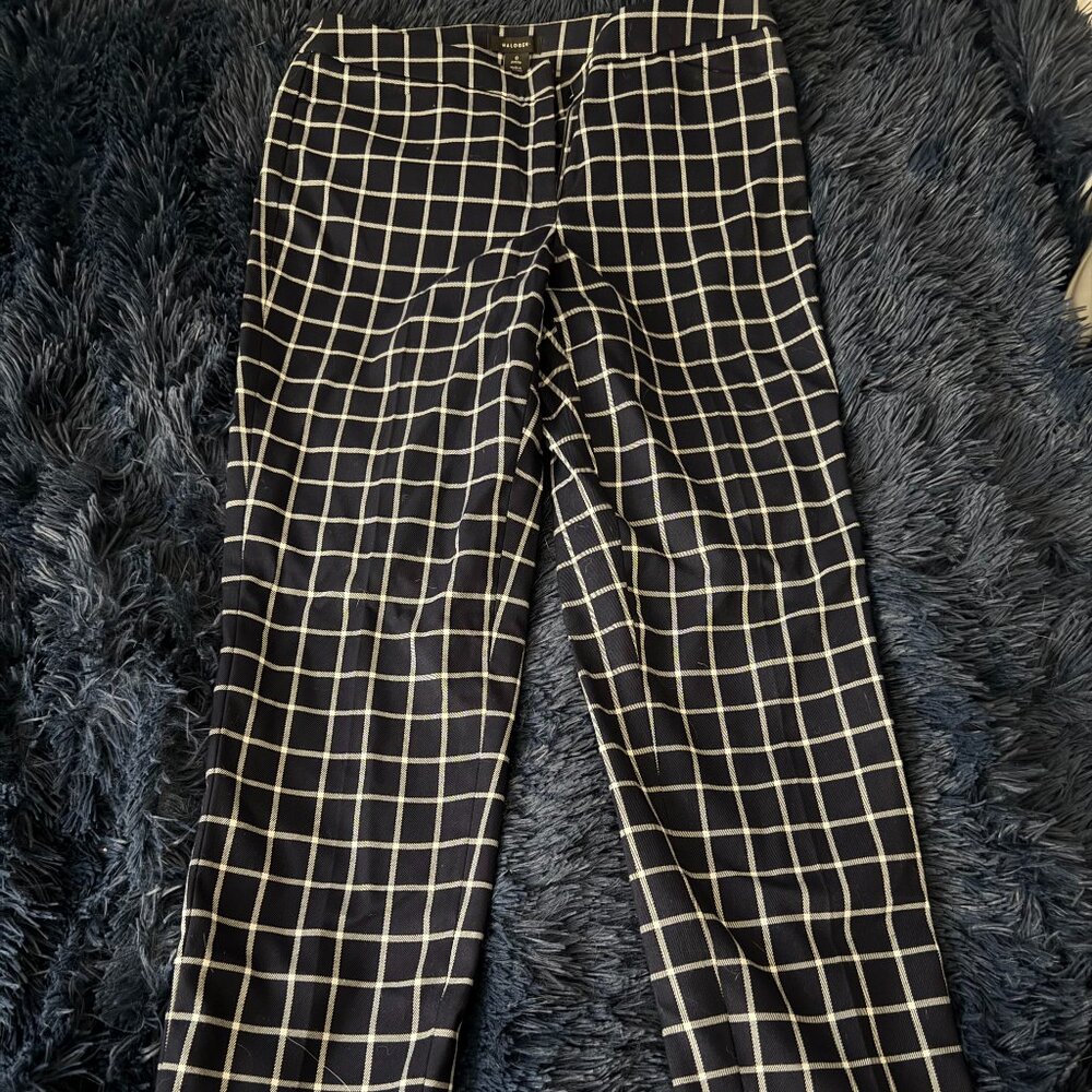 Straight Leg Blue and White Pants - Petite